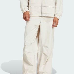 Adidas PREMIUM ESSENTIALS UTILITY PARACHUTE PANTS